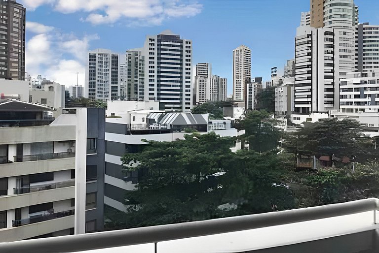 Conforto e ótima localização em Ondina!