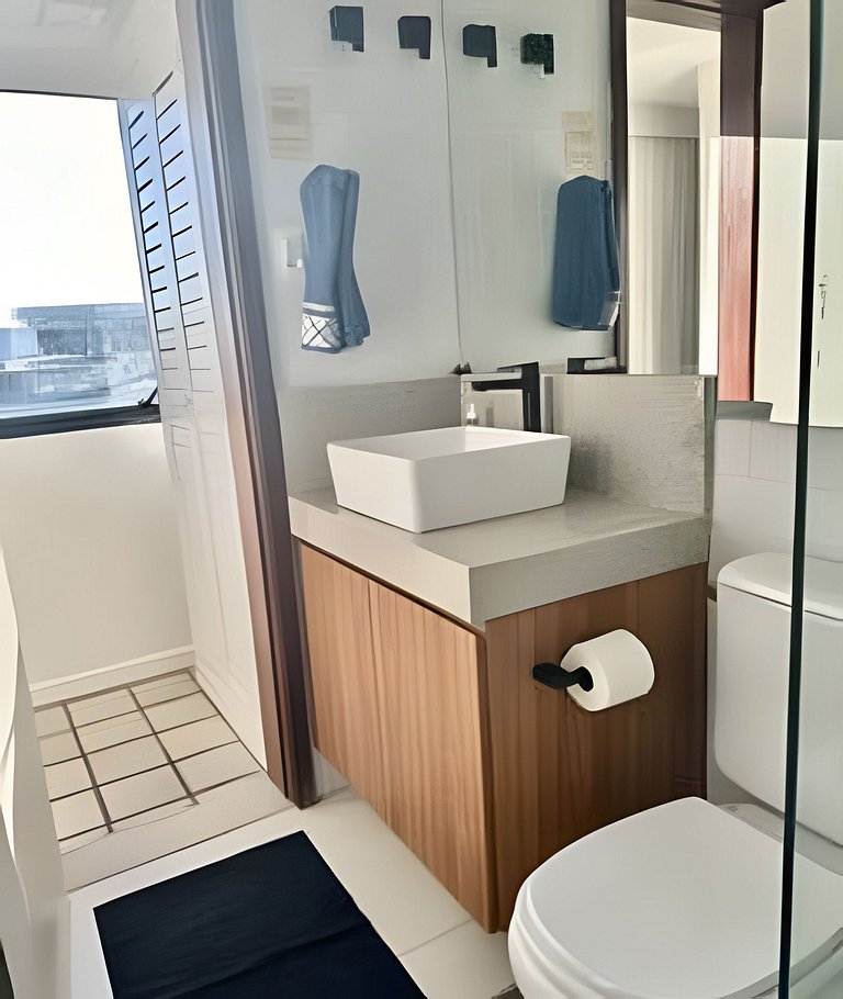 Piscina, Camareira, pertinho da Barra