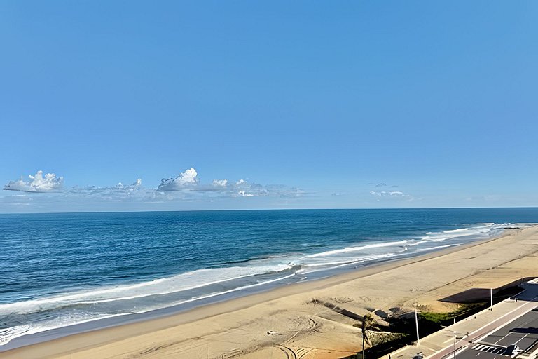 Lindo studio com vista mar