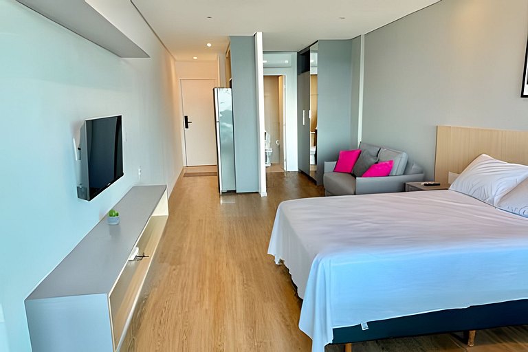 Lindo studio com vista mar