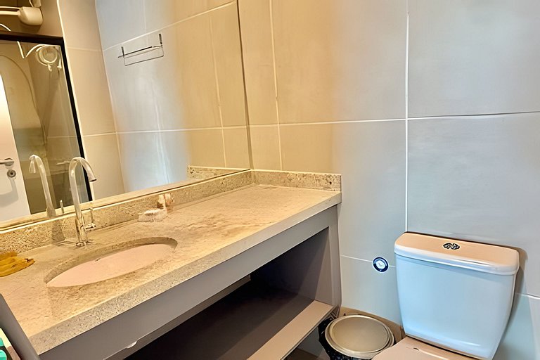 Lindo studio com vista mar