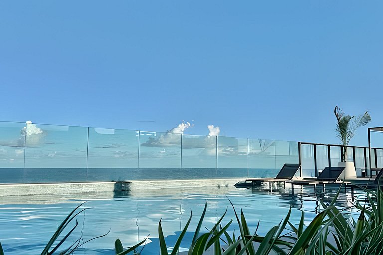 Lindo studio com vista mar