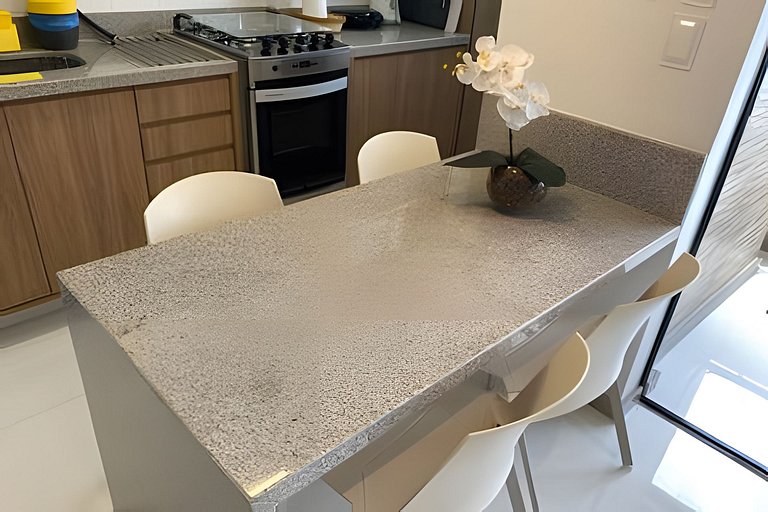 Duplex - vista panorâmica  mar, piscina