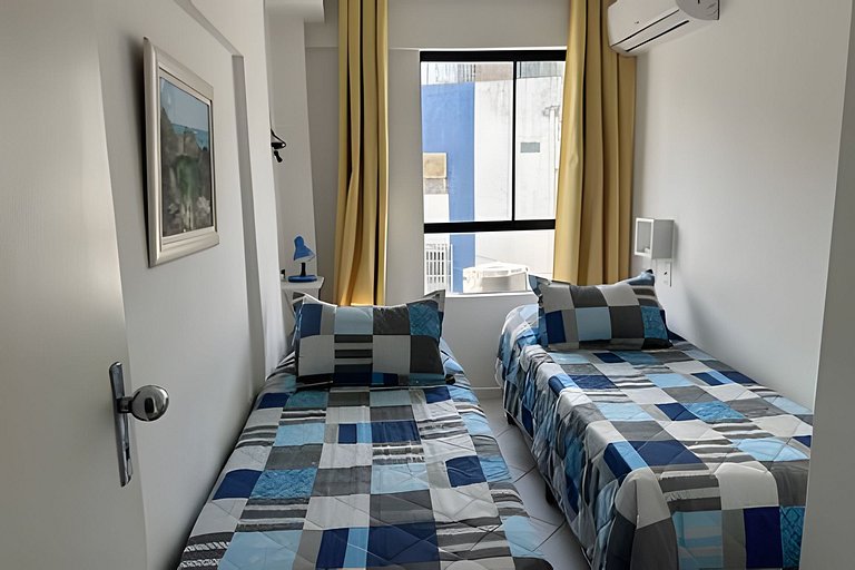 Duplex - vista panorâmica  mar, piscina