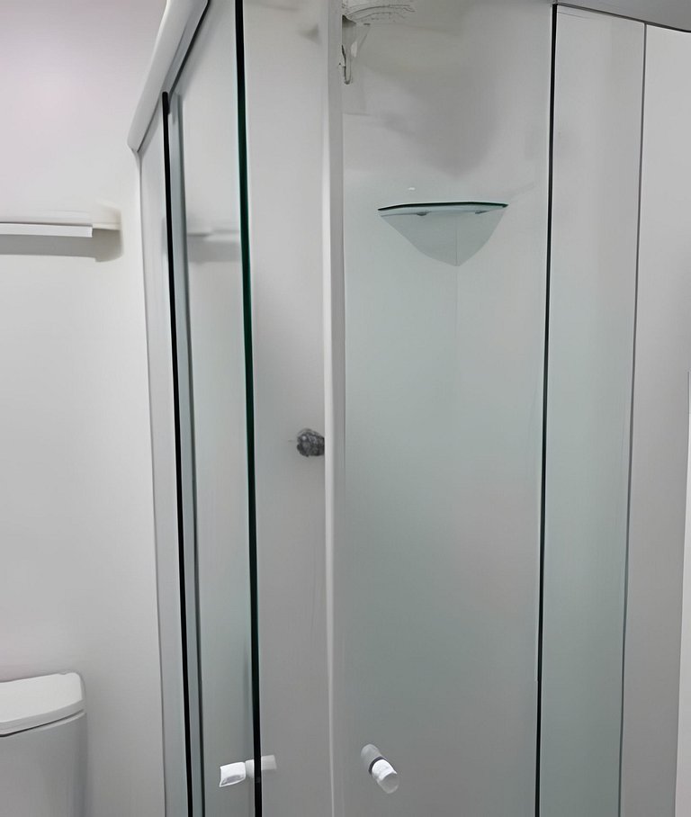 Duplex - vista panorâmica  mar, piscina