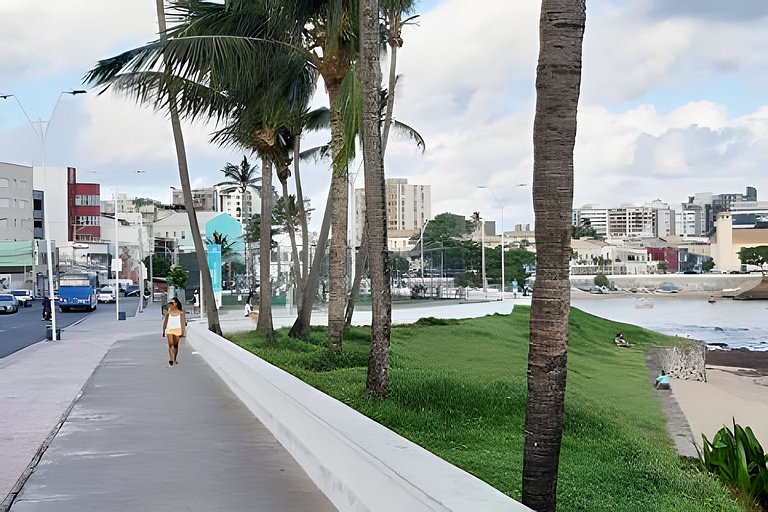 Duplex - vista panorâmica  mar, piscina