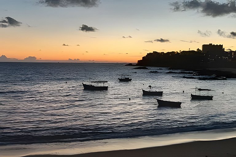 Duplex - vista panorâmica  mar, piscina
