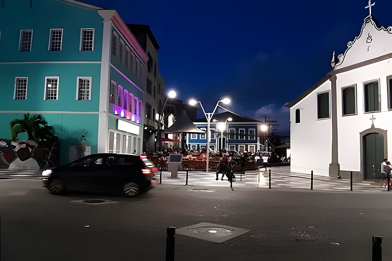 Duplex - vista panorâmica  mar, piscina