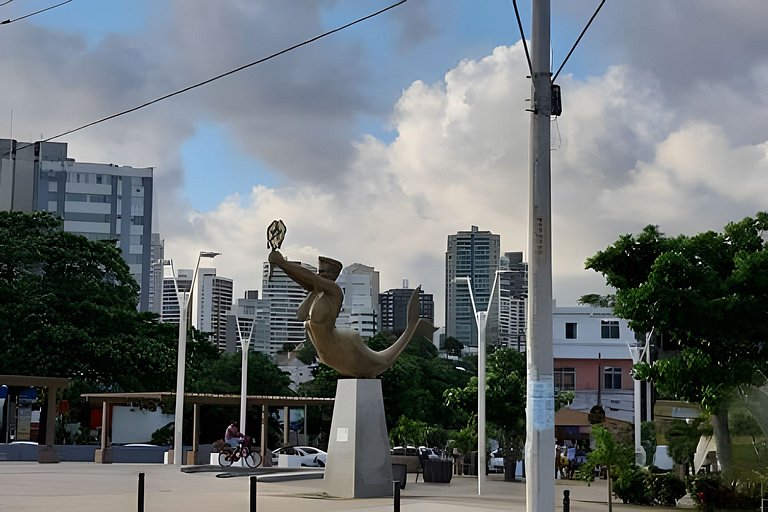 Duplex - vista panorâmica  mar, piscina