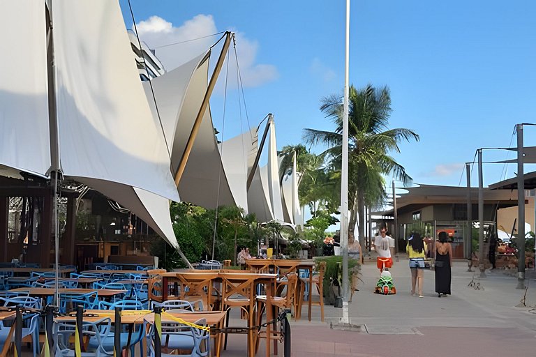 Duplex - vista panorâmica  mar, piscina