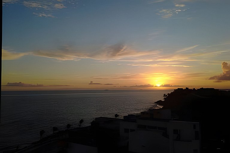 Duplex vista mar cheio de estilo rio vermelho