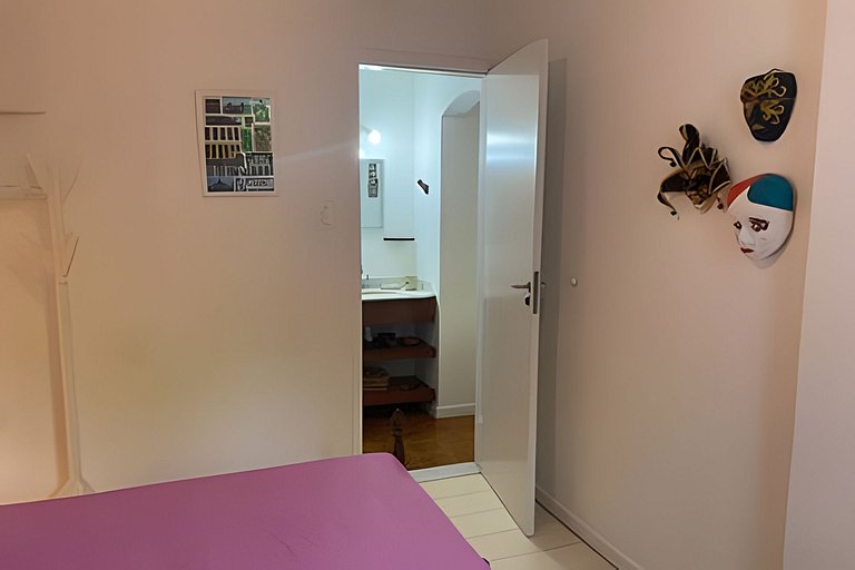 100m do Porto da Barra! Apto 1/4