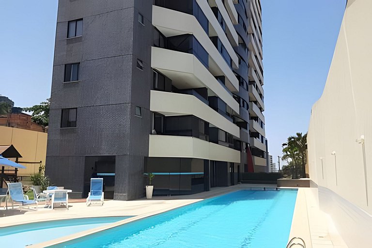 Apartamento com vista mar incrível e piscina