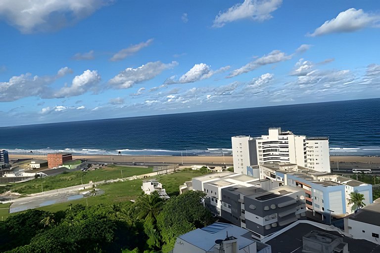 Apartamento com vista mar incrível e piscina