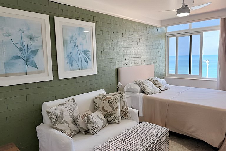 Vista mar deslumbrante, próximo do farol da Barra