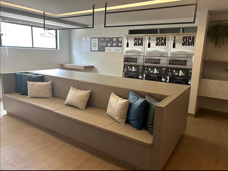 Lindo studio com vista mar