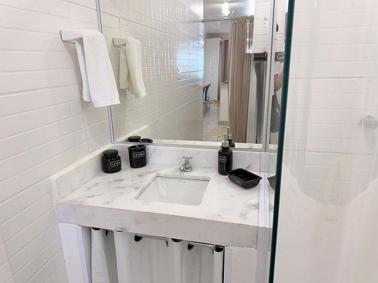 Vista mar deslumbrante, próximo do farol da Barra