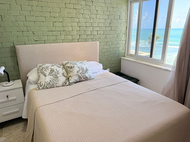 Vista mar deslumbrante, próximo do farol da Barra