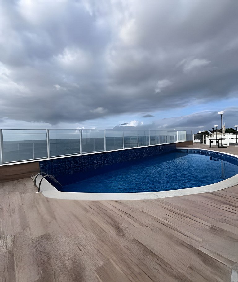 Rio Vermelho: Conforto, Piscina e a 200m da Praia!