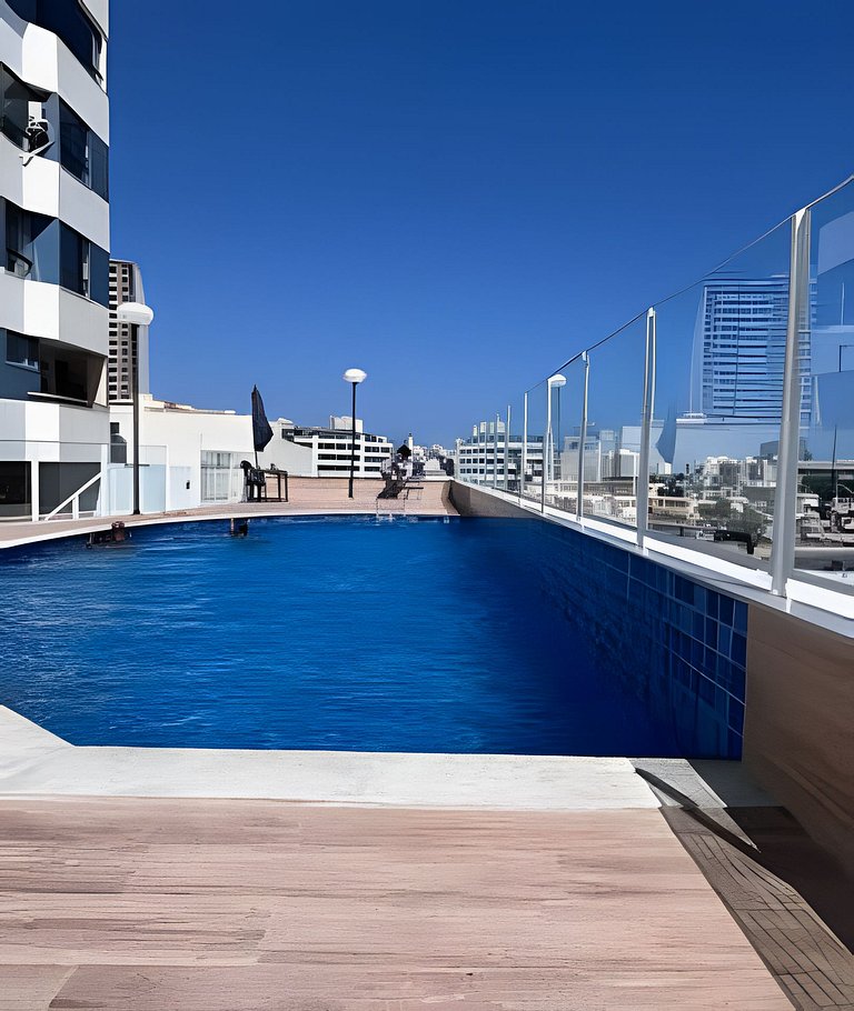 Rio Vermelho: Conforto, Piscina e a 200m da Praia!