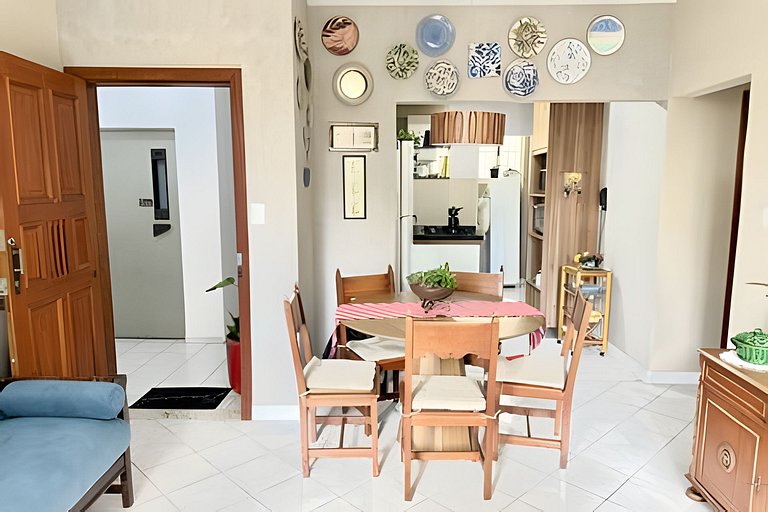 Confortável, proximo do Farol da Barra