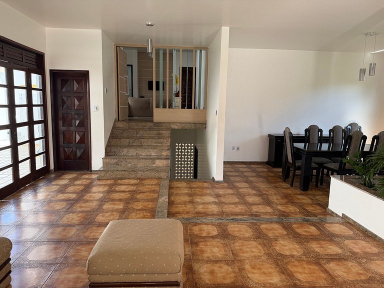 Refúgio com Piscina: 3 Quartos, Conforto Total!