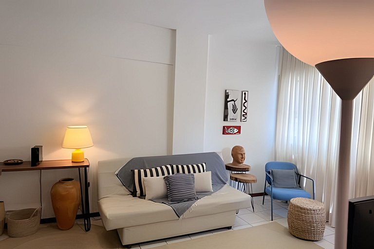 Apartamento com decoração sofisticada no Rio Vermelho