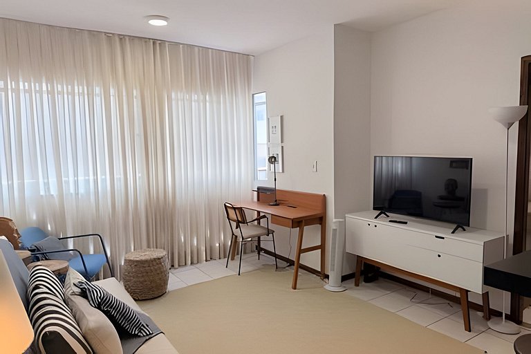 Apartamento com decoração sofisticada no Rio Vermelho