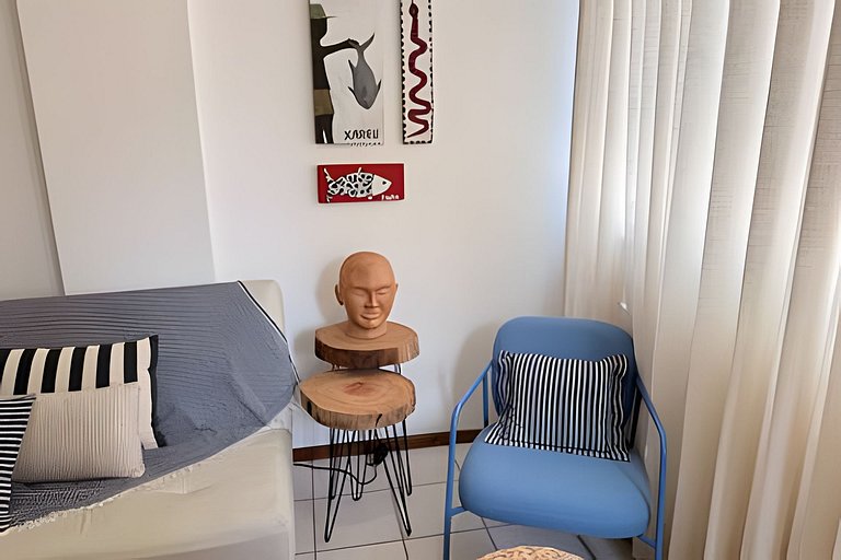 Apartamento com decoração sofisticada no Rio Vermelho