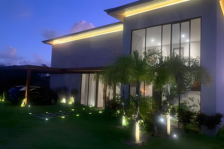 Casa Incrível 5 suítes no Cond. Praia Bella